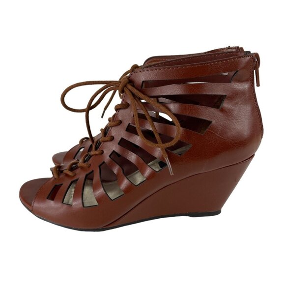 Material Girl Brown Gladiator Cut Out Peep Toe Wedge Sandals Size 7 - Picture 2 of 12